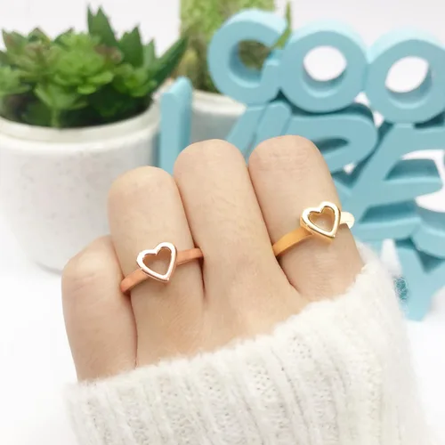 Vista 2 de Anillo de corazón abierto de oro de 14 quilates sobre plata de ley Jewel Zone, Plata de ley, oro, oro de 14 quilates