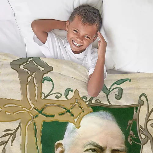 Vista 3 de CafePress Padre Pio - Manta de forro polar súper suave, 60 x 50 pulgadas