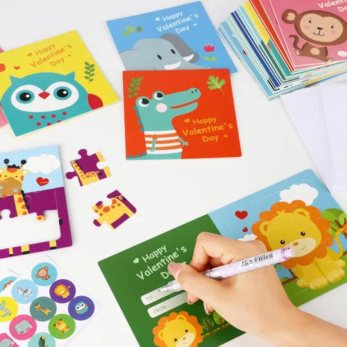Vista 4 de Tarjetas de rompecabezas para el día de San Valentín para niños, paquete de 27 tarjetas de rompecabezas de animales con sobres y calcomanías a
