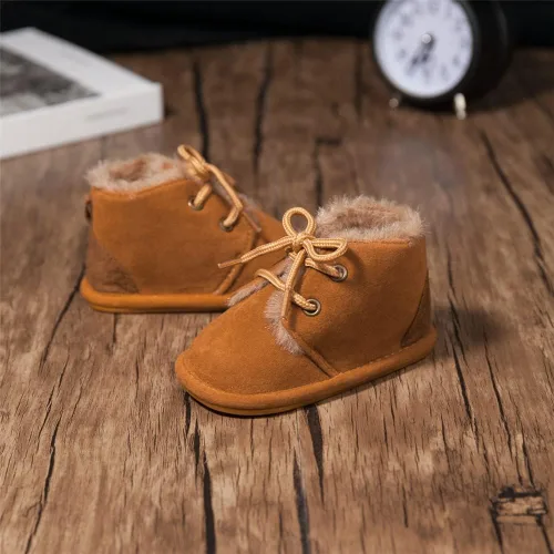 Vista 4 de Miamooi Botas de invierno para bebés, niños y niñas, para recién nacidos, cálidas, de forro polar, antideslizantes, con cordones, zapatos