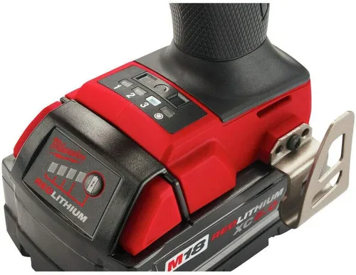 Vista 4 de Milwauke M18 FUEL BL Llave de impacto de 1/2 pulgada (solo herramienta) Nuevo