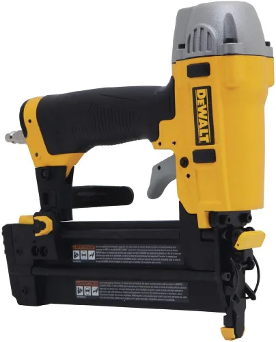 Vista 4 de DEWALT DWFP12231 equipo de pistola neumática para clavos con abertura 18, de 2 pulgadas.