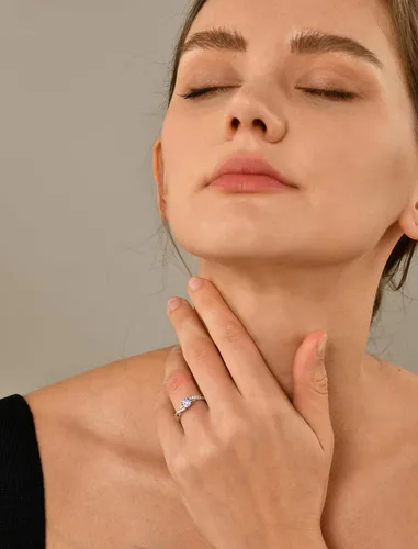 Vista 3 de YL Anillos de compromiso de plata de ley 925 de 0.197 in de corte redondo con piedra natal infinito para mujer