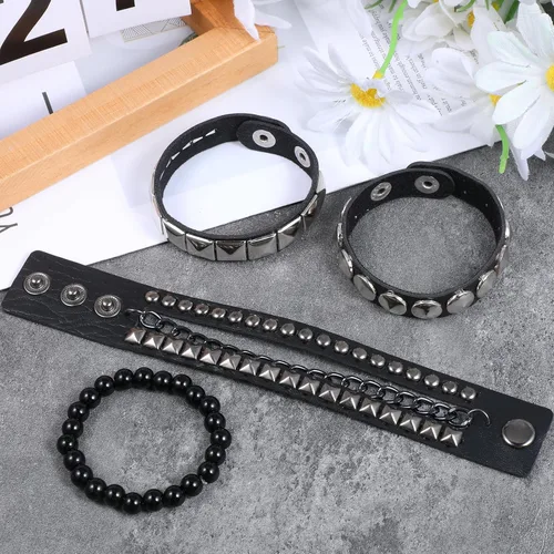 Vista 3 de Vin Beauty 4 pulseras de cuero con tachuelas para hombres y mujeres, pulseras de cuero punk, con tachuelas de rock, joyas góticas para trajes vintage