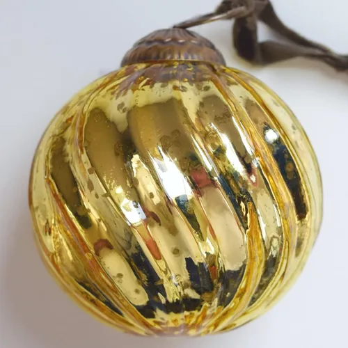 Vista 7 de Juego de 4 adornos de vidrio de mercurio rojo (bola antigua en relieve de 3.15 pulgadas) perfectos para árbol de Navidad, decoración colgante