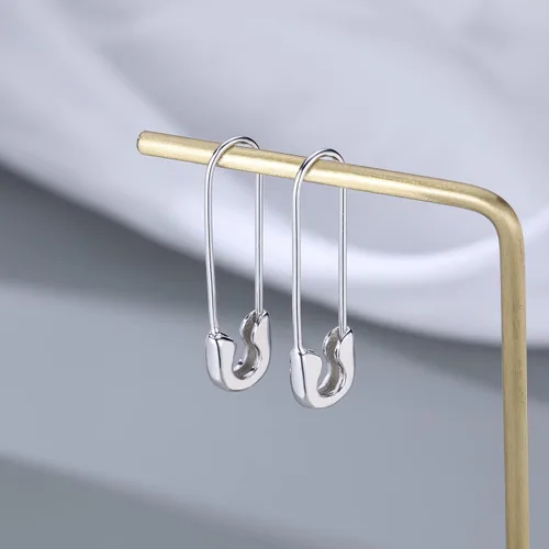 Vista 5 de SLUYNZ Pendientes de aro de seguridad de plata de ley 925 sólidos para mujer, aretes minimalistas de aro de 3.5 cm de diámetro con dije colgante