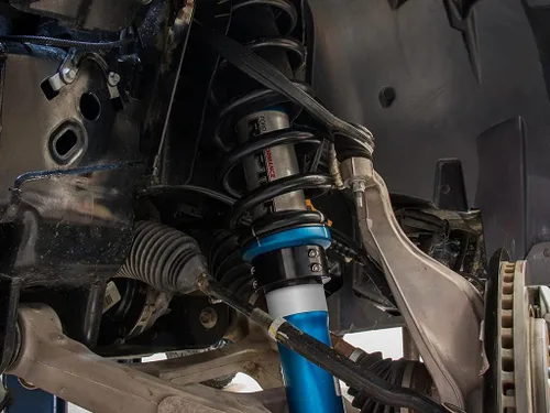 Vista 2 de ICON Alloys Kit de nivelación delantera con collar de ajuste de elevación de 0.5-2.25 pulgadas para Ford Raptor 17-20, IVD6130B