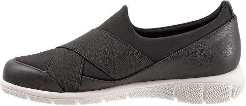 Vista 4 de Trotters Women's Flats