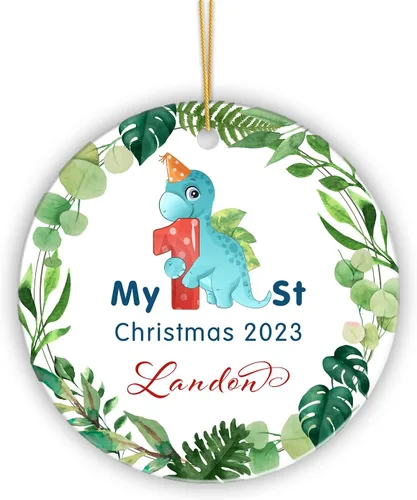 Vista 8 de Adorno de Navidad personalizado con nombre y fecha, adorno de nuestra primera Navidad como el señor y la señora 2023, adorno de Navidad de recuerdo