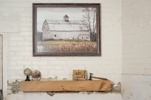 Vista 2 de Modern Timber Craft Mantel rústico para chimenea con viga de granero de corte de sierra, hecho a mano de madera de granero recuperada certificada