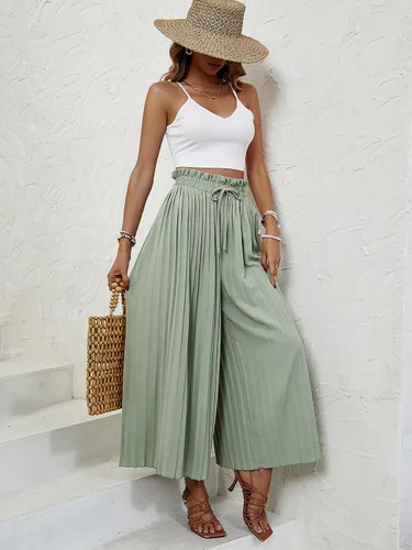Vista 3 de OYOANGLE Conjunto de 2 piezas para mujer con camiseta corta y pantalones plisados de pierna ancha