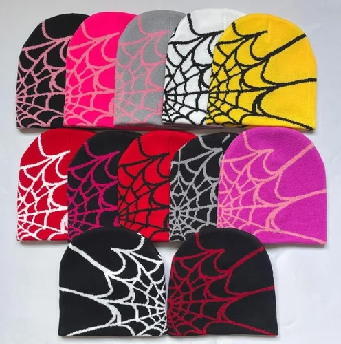 Vista 4 de CORIRESHA Gorros de invierno góticos suaves y cálidos para mujeres y hombres y2k