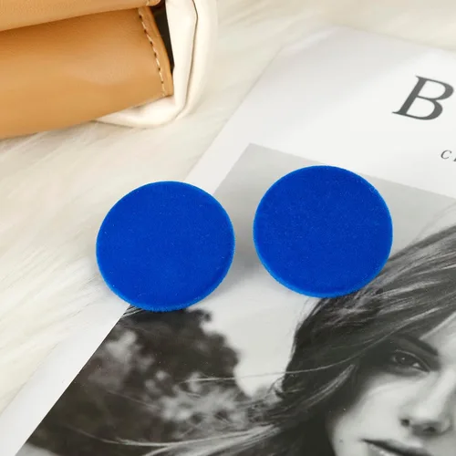 Vista 3 de Aretes de botón, aretes redondos grandes de acrílico para mujer
