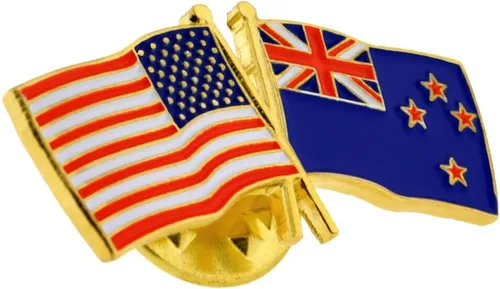 Vista 29 de PinMart Pin de solapa esmaltado con bandera de la amistad cruzada de Estados Unidos y el mundo