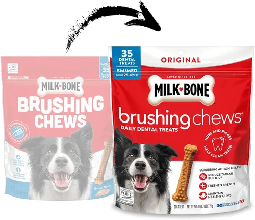 Vista 2 de Milk-Bone Original Masticables para Cepillar, 35 Golosinas Dentales Diarias para Perros de Tamaño Pequeño/Mediano, Acción de Frotamiento Ayuda a