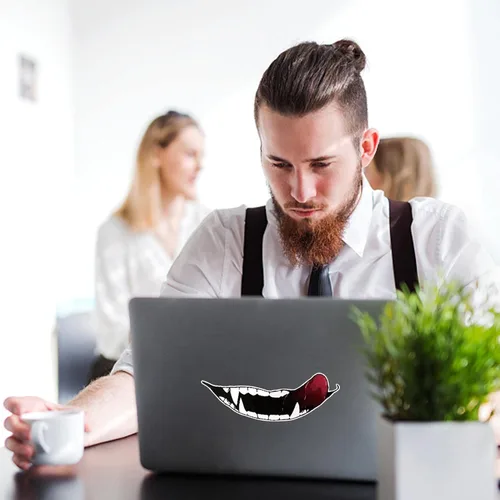 Vista 8 de Calcomanías para casco de motocicleta, calcomanías de decoración de dientes oscuros de personalidad para casco, calcomanías de bricolaje