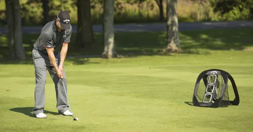 Vista 2 de Callaway Chip-Shot Red de astillado de golf
