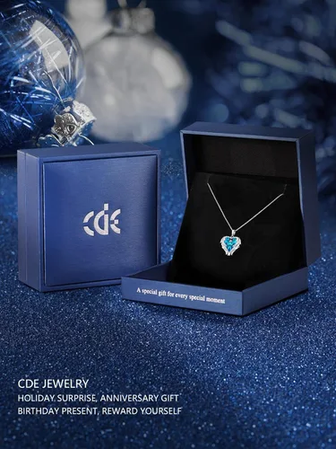 Vista 5 de CDE - Collar con dije de corazón de ala de ángel para mujer, dije de tono plateadodorado, regalo de Navidad, San ValentínDía de la Madre