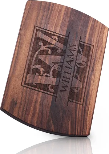 Vista 2 de Blue Ridge Mountain Gifts Tabla de cortar personalizada para boda o aniversario, tabla de madera grabada con láser, bandeja de comida personalizada