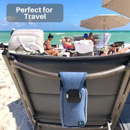 Vista 5 de by AquaVault (en Shark Tank) silla de playa portátil antirrobo y segura para viajes. Plegable, ligera y resistente a los golpes. Úsalo en la playa
