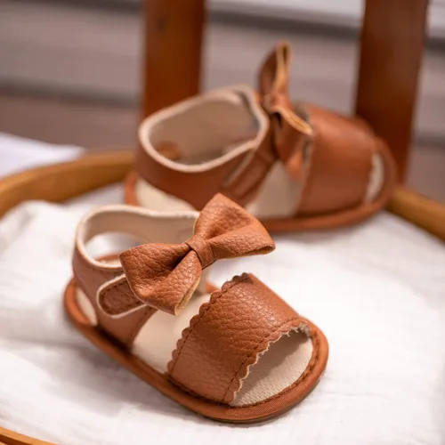 Vista 58 de Meckior Sandalias de verano con punta abierta y suave de piel sintética para bebés y niñas pequeñas