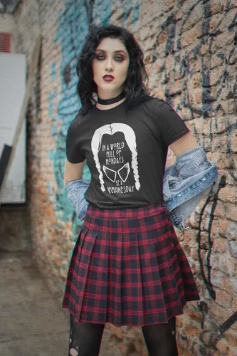 Vista 4 de Expression Tees Sudadera con capucha con texto en inglés "In A World Full Of Mondays, Be A Wednesday