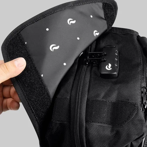 Vista 7 de Skunk FaceOff Mochila de moda a prueba de olores personalizable con gama de diseños desmontables, Rising Sun, Bolsas personalizables a prueba