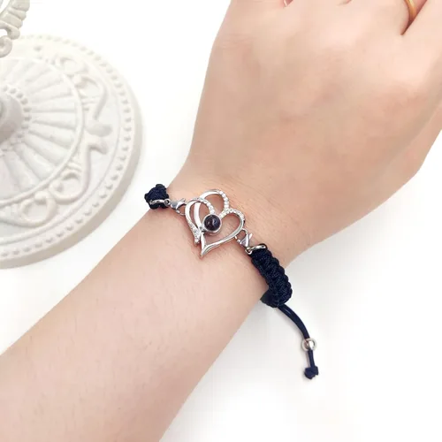Vista 6 de Pulsera y collar de corazón con dije de proyección en 100 idiomas hechos a mano y collar de doble uso, pulsera de corazón con texto en inglés "I