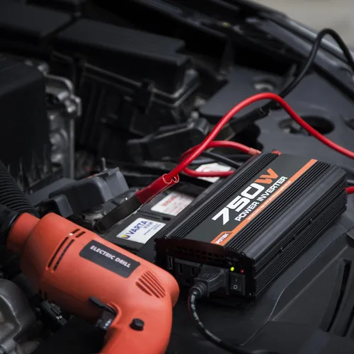 Vista 7 de POTEK - Inversor de corriente de 750W para coche, DC 12V a AC 110V, con puertos de carga de AC duales y puertos USB de 2A para portátil, teléfono