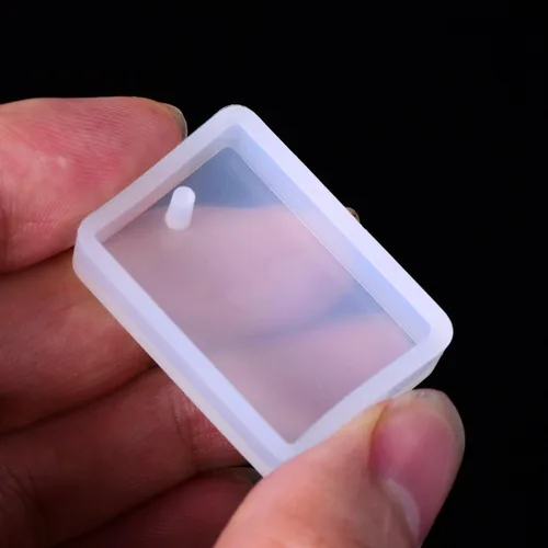 Vista 4 de TecUnite 15 moldes de resina de silicona para colgantes de joyería y 100 tornillos de ojo, Silicona