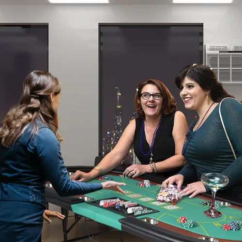 Vista 2 de Juego de fichas de póquer, 300 fichas de póquer con estuche de transporte para Texas Holdem Blackjack Gambling