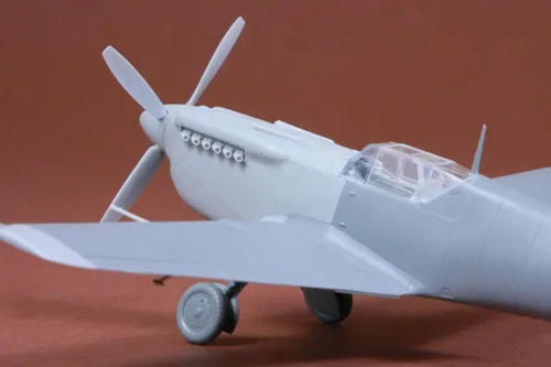 Vista 3 de SBS 48074 1/48 Hispano HA-1112 M.1L Buchon 'Movie Star - Kit de modelo de resina + calcomanía