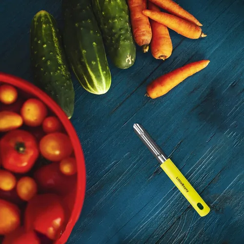 Vista 4 de Pelador de verduras y frutas ideal para frutas verduras como zanahorias y patatas puede quitar las escalas mango ergonómico para mayor seguridad