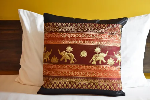 Vista 10 de Fundas de almohada decorativas de 16 x 16 pulgadas (15.7 x 15.7 in) con estampado de elefante y sol, funda de cojín para sofá, silla, cama, cierre