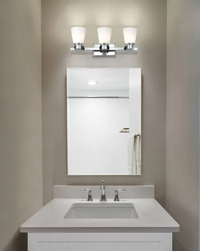Vista 6 de XiNBEi Lighting XB-W220-3-CH - Lámpara de tocador de baño de cristal ópalo sobre el espejo, 3 lámparas de baño cromadas con vidrio blanco