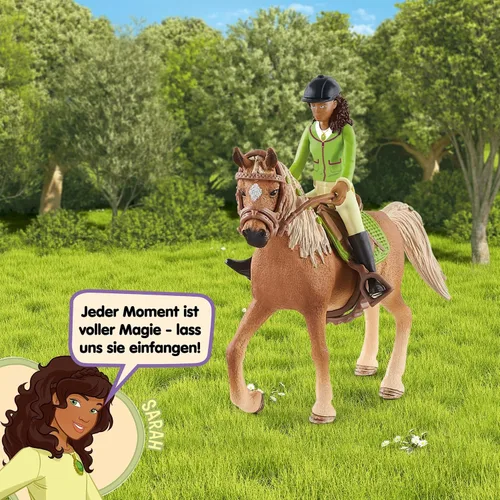 Vista 2 de Schleich Horse Club - Juego de 10 piezas de Sarah and Mystery - Juego de figuras de caballo y jinete con silla de montar y brida extraíbles, figura