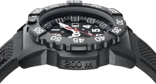 Vista 6 de Luminox Navy Seal - Reloj para hombre esfera negra serie XS35013500 resistente al agua de 6562ft funda y correa de carbono liviana visibilidad