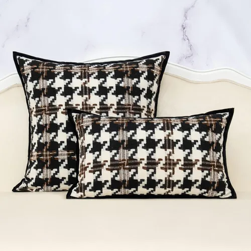 Vista 3 de Alerfa Funda de cojín cuadrada de terciopelo de algodón, 20 x 20 pulgadas, color marrón, blanco y negro, funda de almohada decorativa para sofá