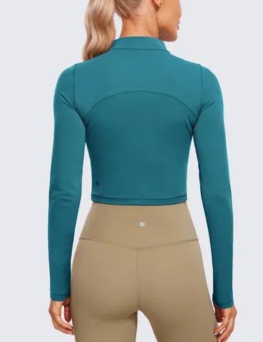 Vista 2 de CRZ YOGA Butterluxe - Camiseta corta de manga larga con cuello alto falso para mujer, ajustada, atlética, entrenamiento, casual, capa base
