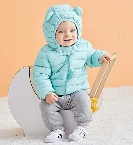 Vista 3 de Abrigos de invierno de estilo inflado con capucha para bebé