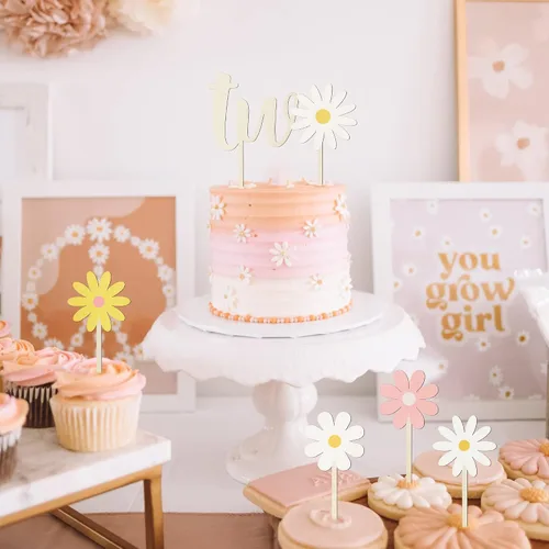 Vista 6 de Decoración de madera para tartas de dos – 5 piezas de margaritas de madera de dos años de edad, fabuloso inserto para cupcakes, decoración