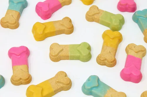 Vista 3 de Claudia's Canine Bakery Luv Bones - Golosinas gourmet de vainilla para perros - Pasteles