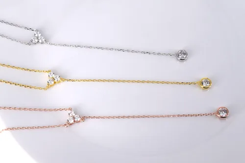 Vista 5 de espere Collar de plata de ley con circonita cúbica para mujer, collar con triple circonita cúbica en forma de Y