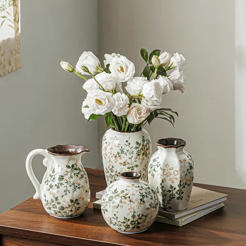Vista 19 de Jarrón de cerámica verde y blanco con asa, florero rústico para decoración de hogar estilo “chinoiserie”, “grandmillenial” y toscano, jarrón