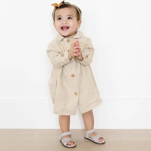 Vista 6 de Piper Finn Sandalias clásicas para bebés y niños pequeños, zapatos casuales de verano, zapatos para primeros pasos, sandalias para niñas pequeñas