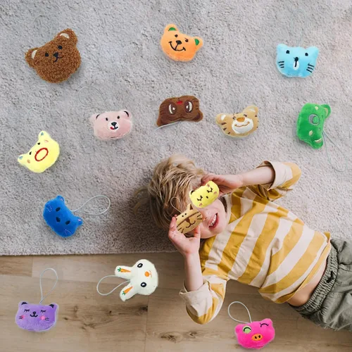 Vista 6 de XIPEGPA Juego de 46 juguetes de peluche de animales pequeños, llavero de juguete de peluche para recuerdos de fiesta, llavero adorno para bolsa