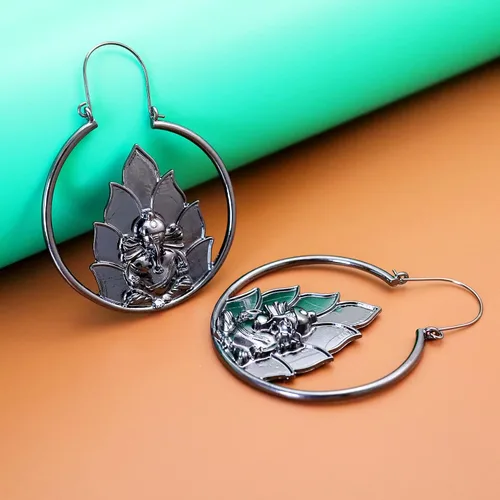 Vista 7 de RechicGu Ethnic Bali Jhumka Jhumki Lotus Mexico Gypsy - Aretes colgantes tradicionales con caja de regalo (elefante negro), Metal Concha