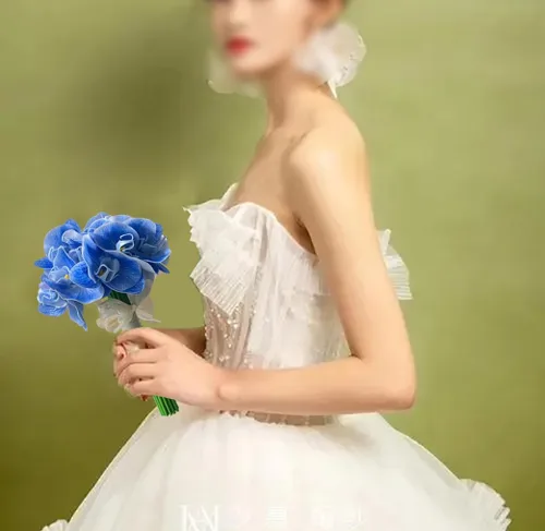Vista 5 de 20 piezas de orquídeas artificiales azules para centros de mesa de velas flotantes, cabeza y tallo de flores sintéticas, ramo de manualidades