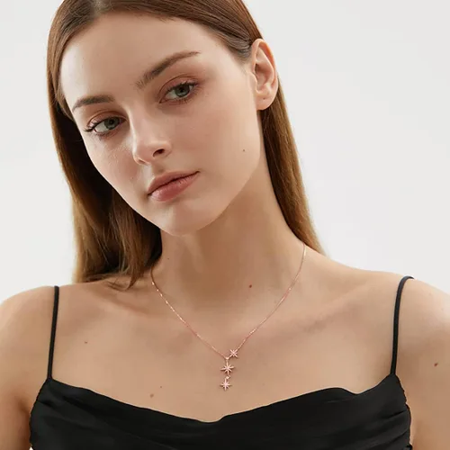 Vista 2 de SLUYNZ Collar con dije de estrella y circonita cúbica para mujeres y adolescentes de plata de ley 925
