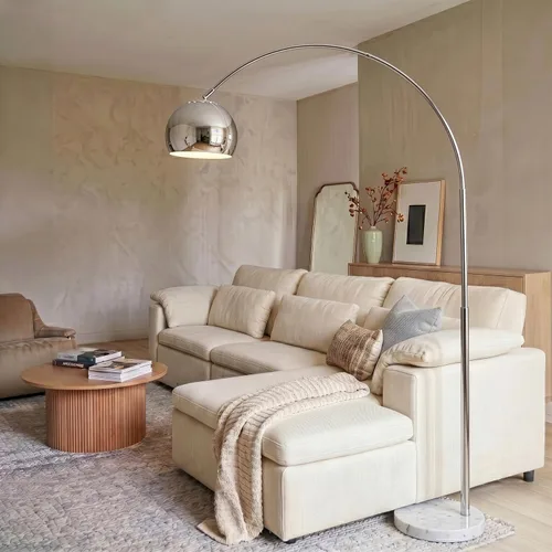 Vista 4 de Brightech Olivia Lámpara de pie – Lámpara de arco elegante con cabeza redondeada y base de mármol para sala de estar, lámpara de pie alta